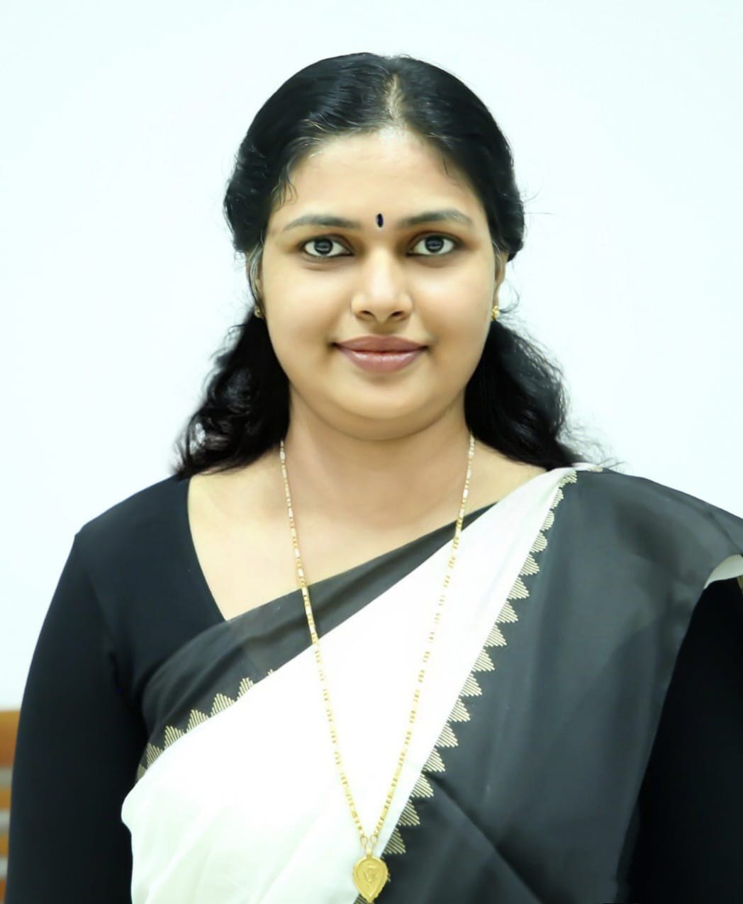 Dr. Vidya V Devan